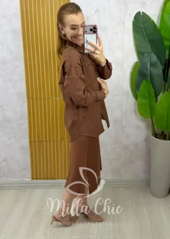 Milla Chic - Conjunto Zara vestido malha com camisa linho - Marrom