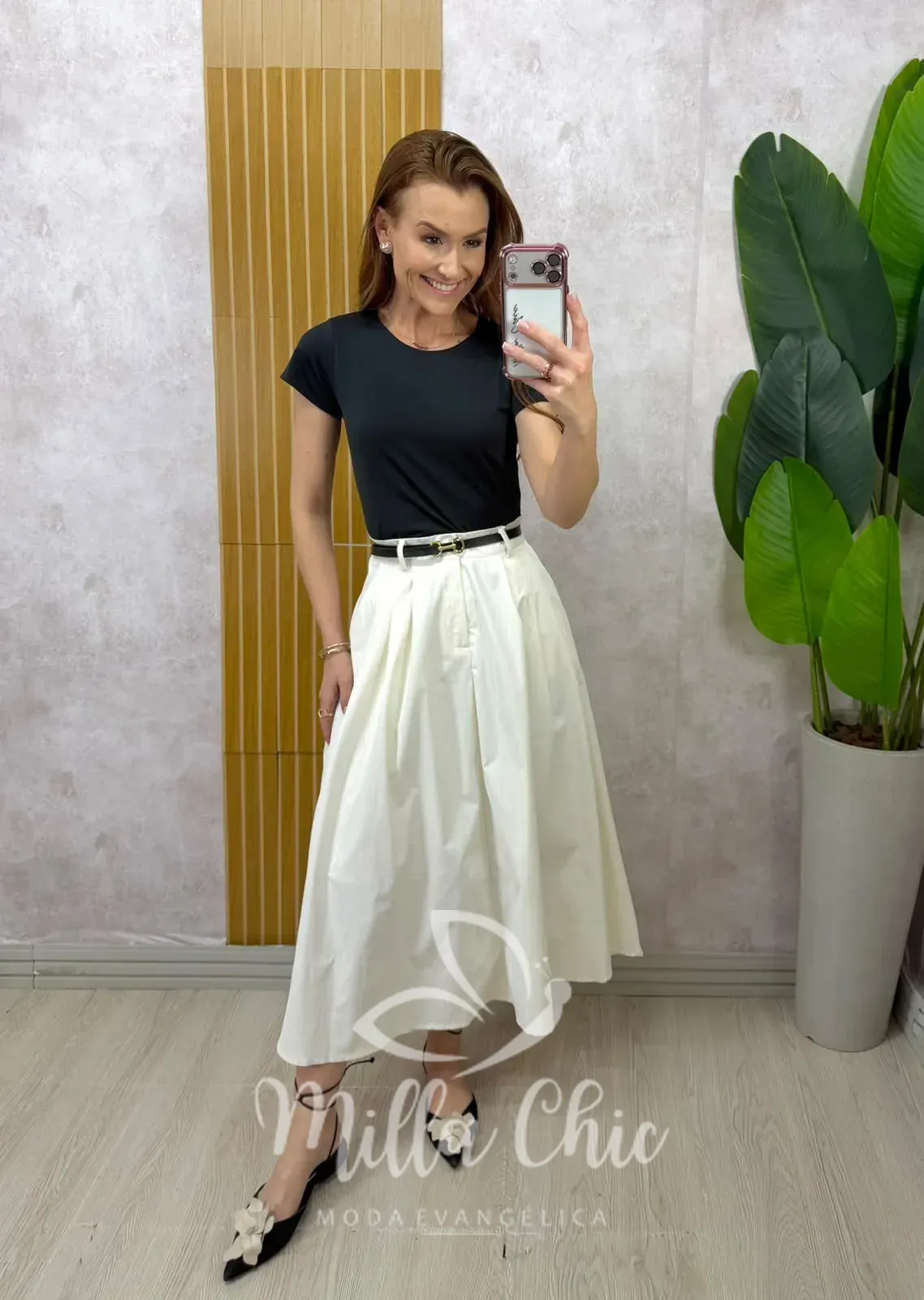Milla Chic – Saia Brenda em renda – Verde (cópia) Milla Chic - Saia Brenda em renda - Verde (cópia)