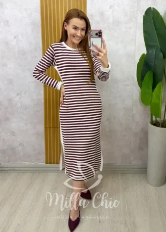 Milla Chic - Vestido Comfy Sayuri em Moletinho - Bordô