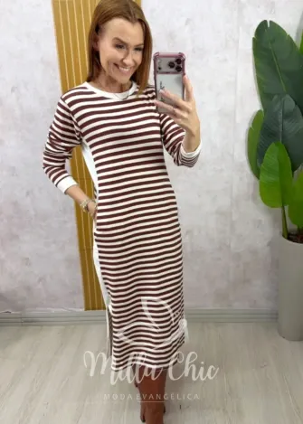 Milla Chic - Vestido Comfy Sayuri em Moletinho - Marrom