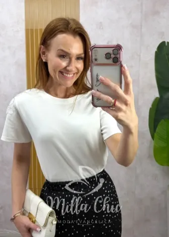 Milla Chic - Blusa Débora em malha algodão bordada - Verde (cópia)