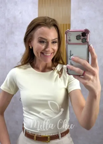 Milla Chic - Blusa Fátima - Champagne