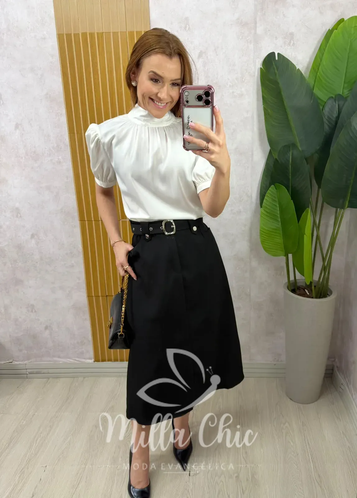Milla Chic – Saia Carmem em alfaiataria – Preta Milla Chic - Saia Carmem em alfaiataria - Preta
