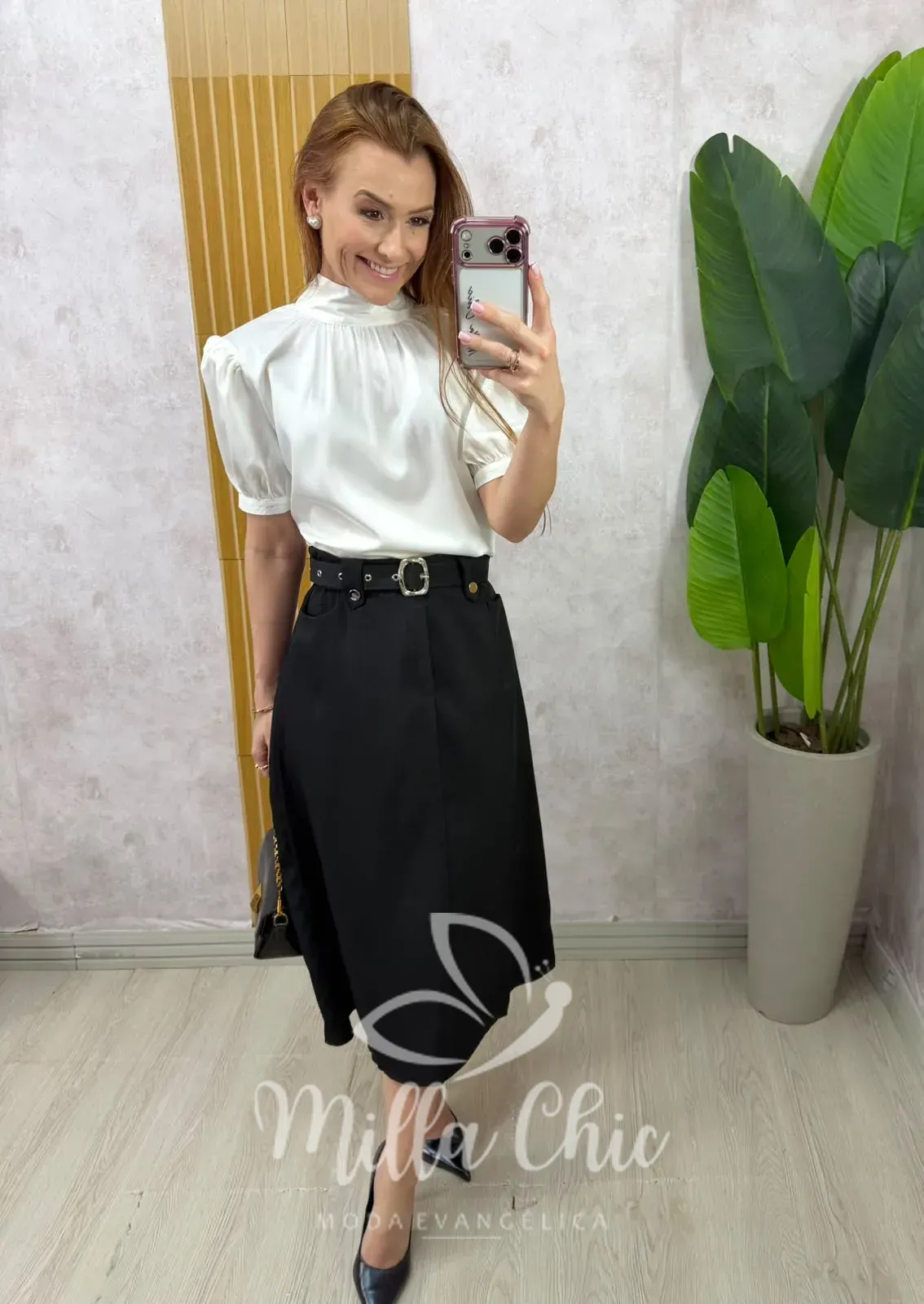 Milla Chic – Saia Carmem em alfaiataria – Preta Milla Chic - Saia Carmem em alfaiataria - Preta