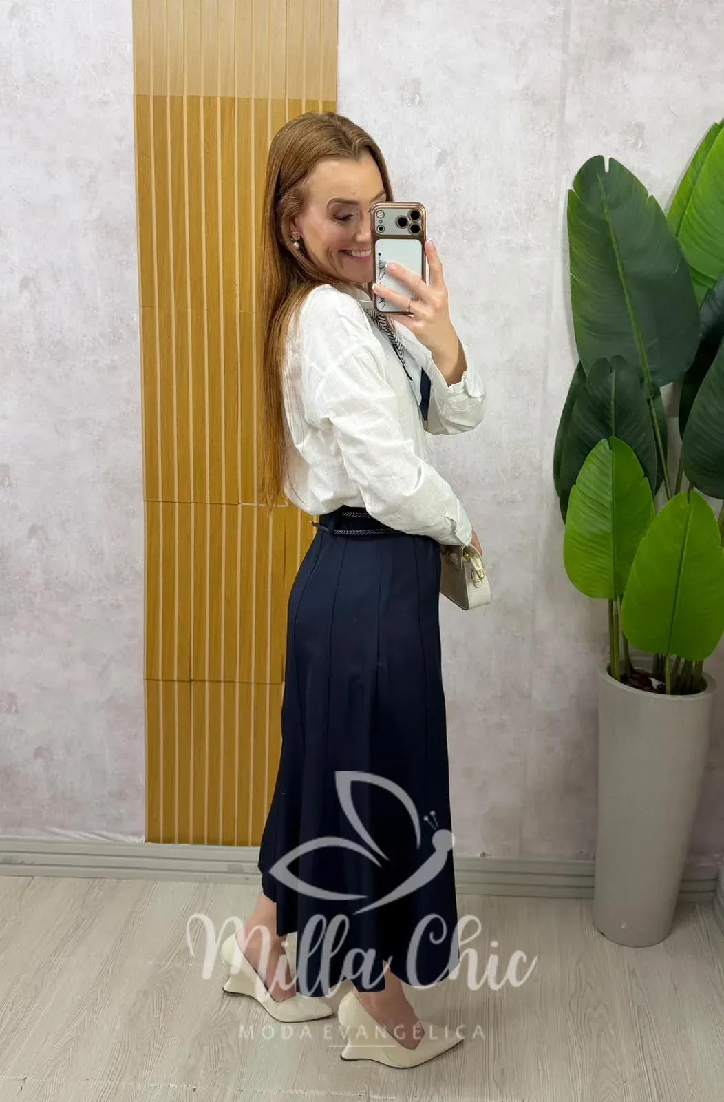Milla Chic – Saia Gerusa -Alfaiataria com Cinto e Lenço Milla Chic - Saia Gerusa -Alfaiataria com Cinto e Lenço
